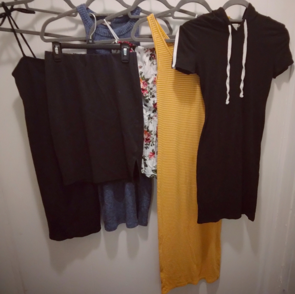 Sz. Sm. Women's Lot